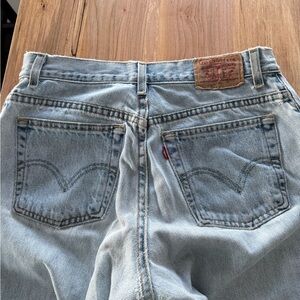 Vintage Levi's Classic Light Blue Straight Jeans